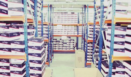 stock-almacen-saucony-2